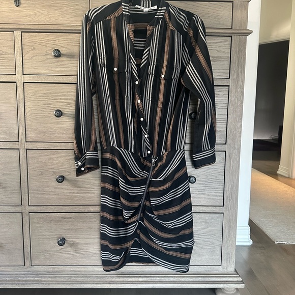 Veronica Beard Emory Dress - Picture 4 of 5